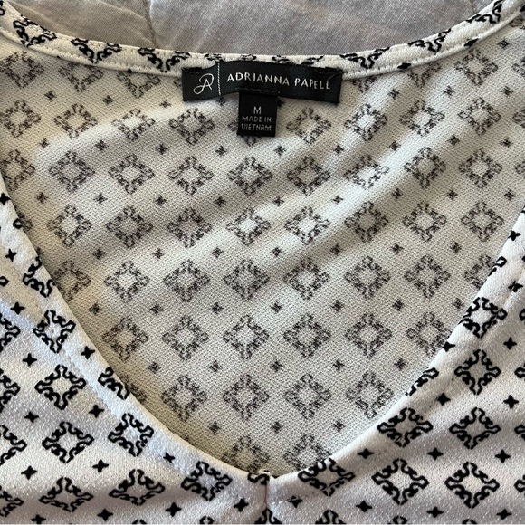 ADRIANNA PAPELL blouse - Picture 2 of 6